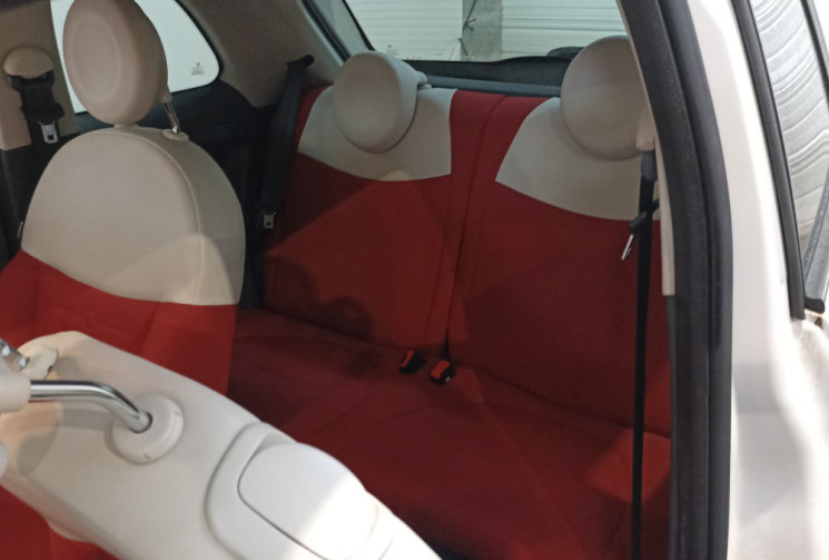 FIAT 500 1.2 8V 69 ch Lounge / Toit ouvrant panoramique / distribution ok FIAT 500 1.2 8V 69 ch Lounge / Toit ouvrant panoramique / distribution ok