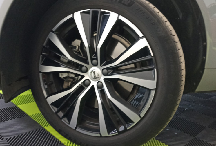 Volvo XC60 B4 197ch Ultimate Style Dark Geartronic Volvo XC60 B4 197ch Ultimate Style Dark Geartronic