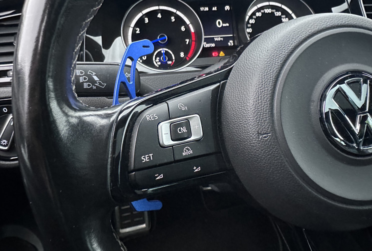 Volkswagen Golf 2.0 TSI 300ch BlueMotion Technology R 4Motion DSG6 5p Volkswagen Golf 2.0 TSI 300ch BlueMotion Technology R 4Motion DSG6 5p