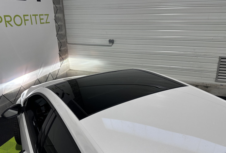 Volkswagen Golf 2.0 TSI 300ch BlueMotion Technology R 4Motion DSG6 5p Volkswagen Golf 2.0 TSI 300ch BlueMotion Technology R 4Motion DSG6 5p