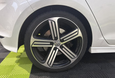 Volkswagen Golf 2.0 TSI 300ch BlueMotion Technology R 4Motion DSG6 5p Volkswagen Golf 2.0 TSI 300ch BlueMotion Technology R 4Motion DSG6 5p