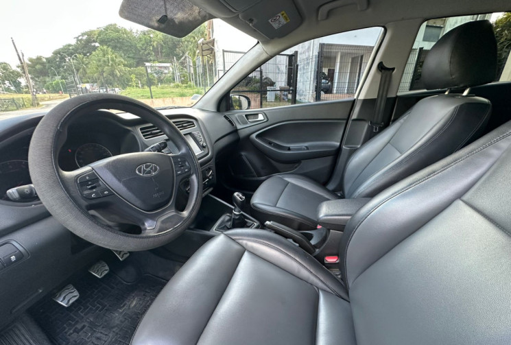 Hyundai I20 1.0 T-GDi 100ch Active Euro6d-T EVAP // Excellent état // Boite manuelle Hyundai I20 1.0 T-GDi 100ch Active Euro6d-T EVAP // Excellent état // Boite manuelle