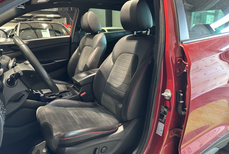 Hyundai Tucson 1.6 CRDI 136ch N Line DCT-7 Hyundai Tucson 1.6 CRDI 136ch N Line DCT-7