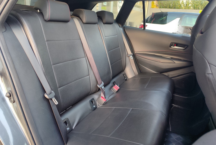 Toyota COROLLA TOURING SPT 196 Ch GR SPORT / TVA RECUPERABLE / GARANTIE CONSTRUCTEUR / FULL OPTIONS 