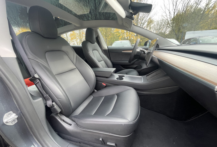 Tesla Model 3 Standard RWD Plus MY22 / Caméra 360° / Siège électrique, chauffants / 1er Main  Tesla Model 3 Standard RWD Plus MY22 / Caméra 360° / Siège électrique, chauffants / 1er Main
