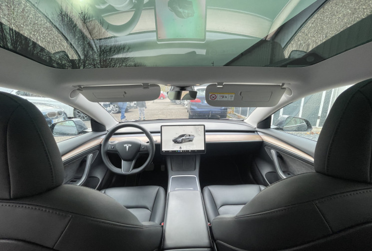 Tesla Model 3 Standard RWD Plus MY22 / Caméra 360° / Siège électrique, chauffants / 1er Main  Tesla Model 3 Standard RWD Plus MY22 / Caméra 360° / Siège électrique, chauffants / 1er Main