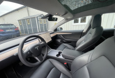 Tesla Model 3 Standard RWD Plus MY22 / Caméra 360° / Siège électrique, chauffants / 1er Main  Tesla Model 3 Standard RWD Plus MY22 / Caméra 360° / Siège électrique, chauffants / 1er Main