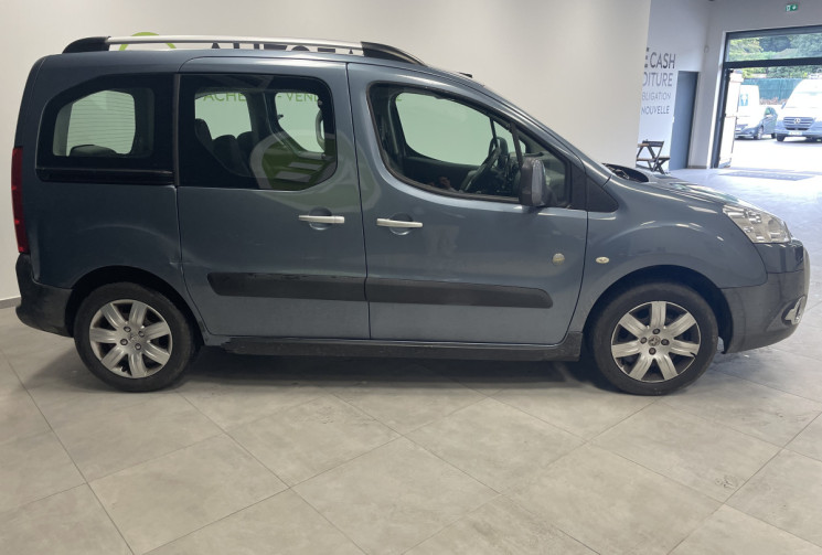 Peugeot PARTNER TEPEE 1.6 HDi 16V FAP 110 cv Peugeot PARTNER TEPEE 1.6 HDi 16V FAP 110 cv