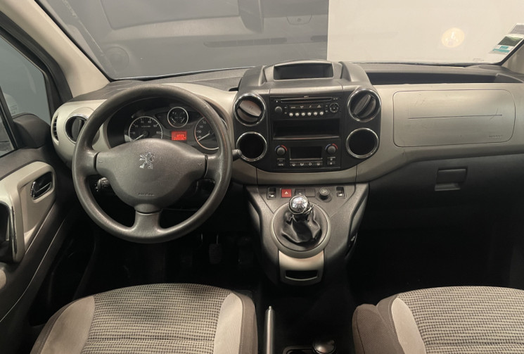 Peugeot PARTNER TEPEE 1.6 HDi 16V FAP 110 cv Peugeot PARTNER TEPEE 1.6 HDi 16V FAP 110 cv