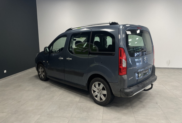 Peugeot PARTNER TEPEE 1.6 HDi 16V FAP 110 cv Peugeot PARTNER TEPEE 1.6 HDi 16V FAP 110 cv