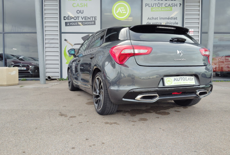 DS DS5 2.0 BlueHDi180 Sport Chic S&S EAT6 DS DS5 2.0 BlueHDi180 Sport Chic S&S EAT6