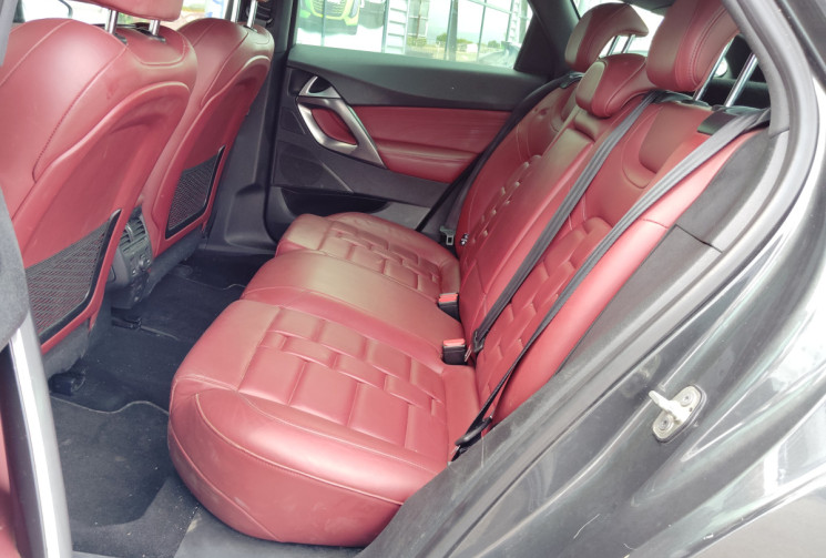 DS DS5 2.0 BlueHDi180 Sport Chic S&S EAT6 DS DS5 2.0 BlueHDi180 Sport Chic S&S EAT6