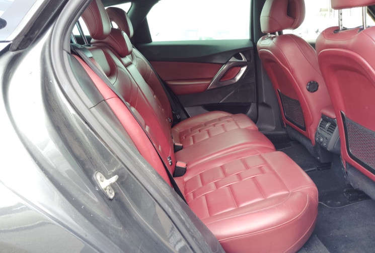 DS DS5 2.0 BlueHDi180 Sport Chic S&S EAT6 DS DS5 2.0 BlueHDi180 Sport Chic S&S EAT6