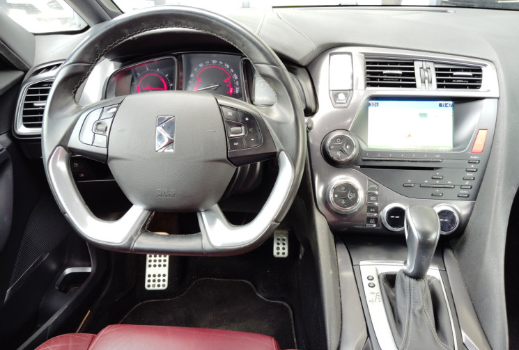 DS DS5 2.0 BlueHDi180 Sport Chic S&S EAT6 DS DS5 2.0 BlueHDi180 Sport Chic S&S EAT6