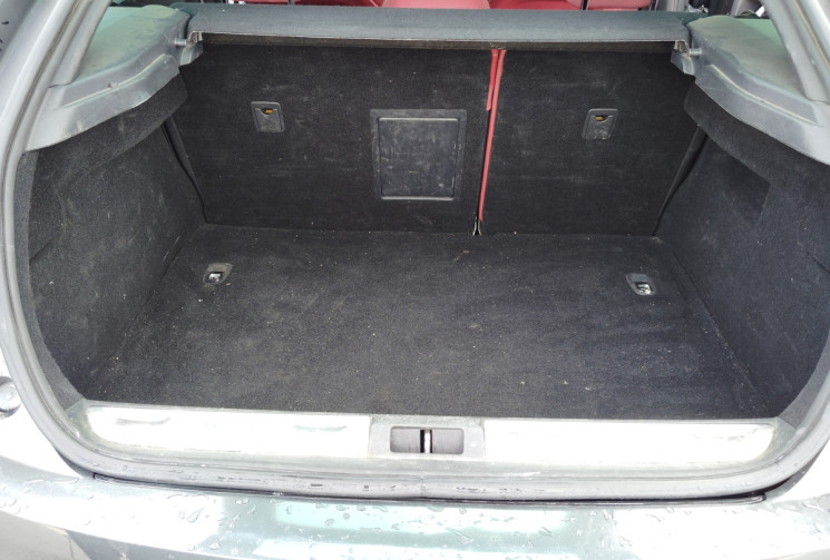 DS DS5 2.0 BlueHDi180 Sport Chic S&S EAT6 DS DS5 2.0 BlueHDi180 Sport Chic S&S EAT6