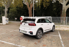 Kia e-Niro Niro Eco electric Premium 204 64 KW/h * Entretien + Soh / Ttes options sauf toit ouvrant 
