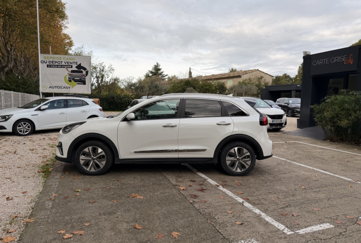 Kia e-Niro Niro Eco electric Premium 204 64 KW/h * Entretien + Soh / Ttes options sauf toit ouvrant 