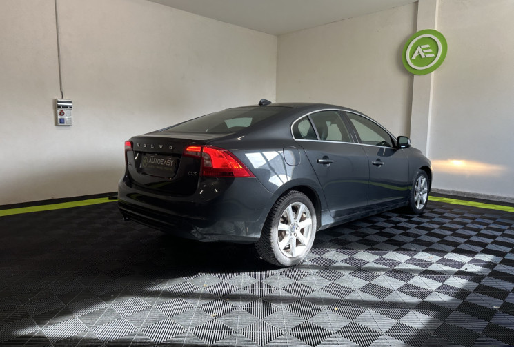 Volvo S60 II D3 150ch Översta Edition Geartronic Volvo S60 II D3 150ch Översta Edition Geartronic