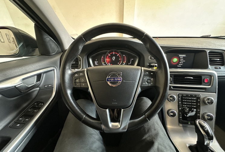 Volvo S60 II D3 150ch Översta Edition Geartronic Volvo S60 II D3 150ch Översta Edition Geartronic