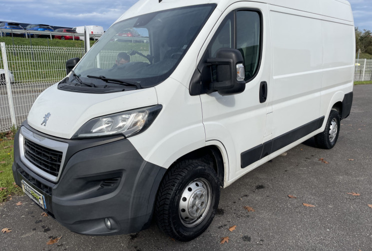 Peugeot Boxer III PH 3 L2H2  2.2 BlueHDi 140 CV ASPHALT Peugeot Boxer III PH 3 L2H2  2.2 BlueHDi 140 CV ASPHALT