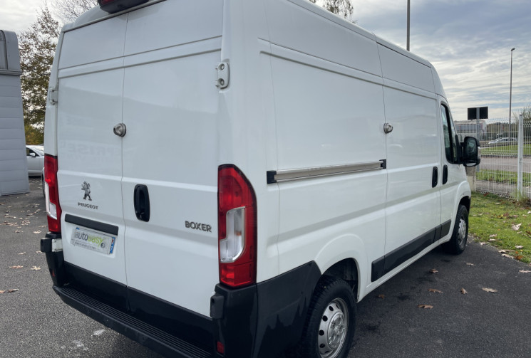 Peugeot Boxer III PH 3 L2H2  2.2 BlueHDi 140 CV ASPHALT Peugeot Boxer III PH 3 L2H2  2.2 BlueHDi 140 CV ASPHALT