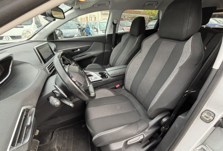 Peugeot 5008 1.5 BLUEHDI / 130 CH / ACTIVE BUSINESS / EAT8 / 7 PLACES 