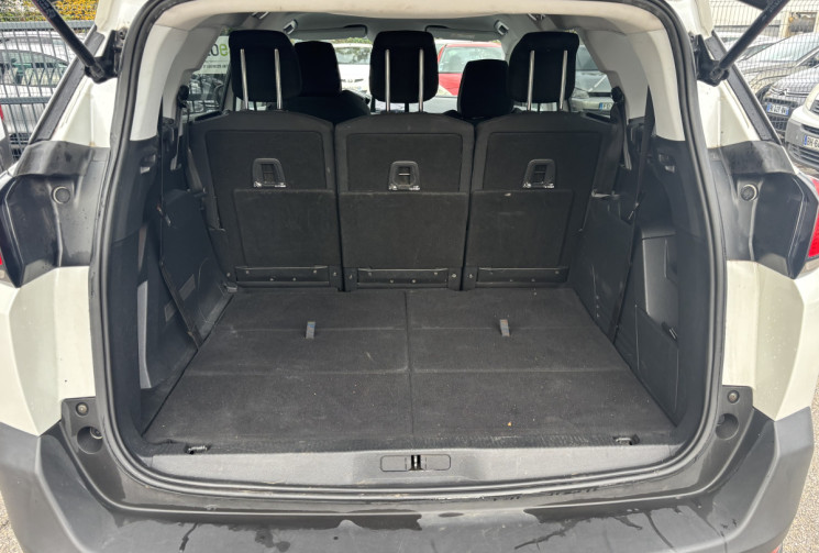 Peugeot 5008 1.5 BLUEHDI / 130 CH / ACTIVE BUSINESS / EAT8 / 7 PLACES 