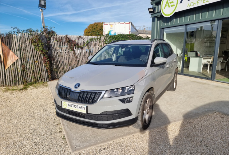 Skoda Karoq 2.0 TDI 116 CH SCR DSG7 BUSINESS / ENTRETIEN COMPLET CONSTRUCTEUR