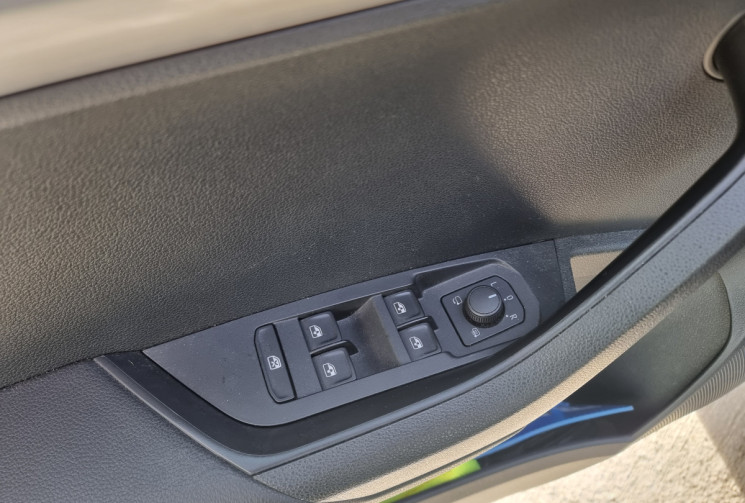 Skoda Karoq 2.0 TDI 116 CH SCR DSG7 BUSINESS Skoda Karoq 2.0 TDI 116 CH SCR DSG7 BUSINESS