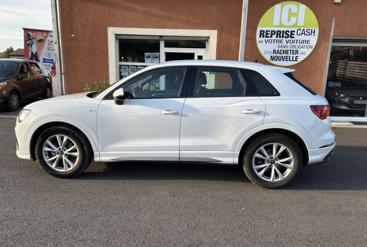 Audi Q3 2.0 TDI S-Line 150 CV S-Tronic Audi Q3 2.0 TDI S-Line 150 CV S-Tronic