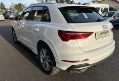 Audi Q3 2.0 TDI S-Line 150 CV S-Tronic Audi Q3 2.0 TDI S-Line 150 CV S-Tronic