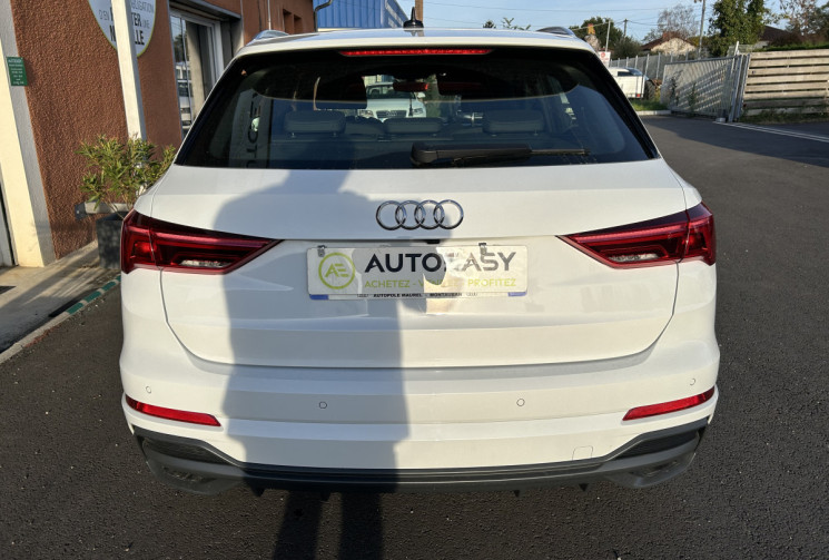 Audi Q3 2.0 TDI S-Line 150 CV S-Tronic Audi Q3 2.0 TDI S-Line 150 CV S-Tronic