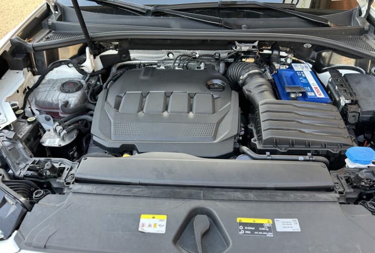 Audi Q3 2.0 TDI S-Line 150 CV S-Tronic Audi Q3 2.0 TDI S-Line 150 CV S-Tronic