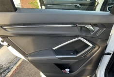 Audi Q3 2.0 TDI S-Line 150 CV S-Tronic Audi Q3 2.0 TDI S-Line 150 CV S-Tronic