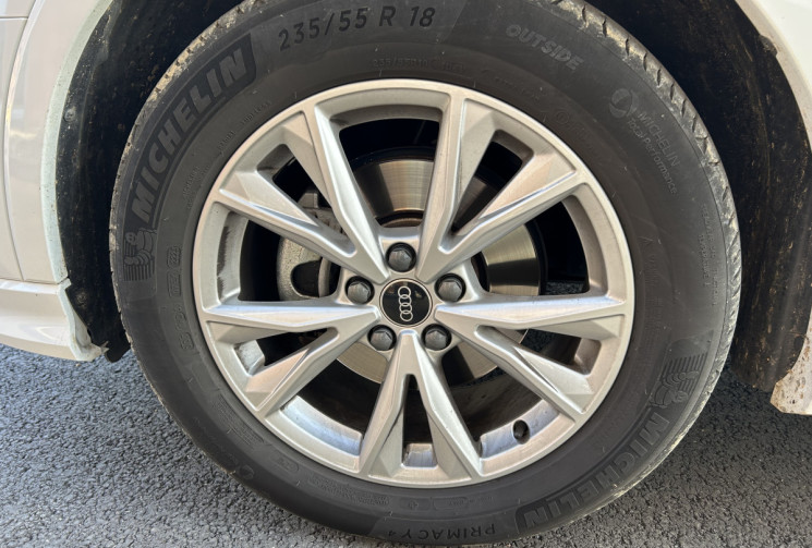 Audi Q3 2.0 TDI S-Line 150 CV S-Tronic Audi Q3 2.0 TDI S-Line 150 CV S-Tronic