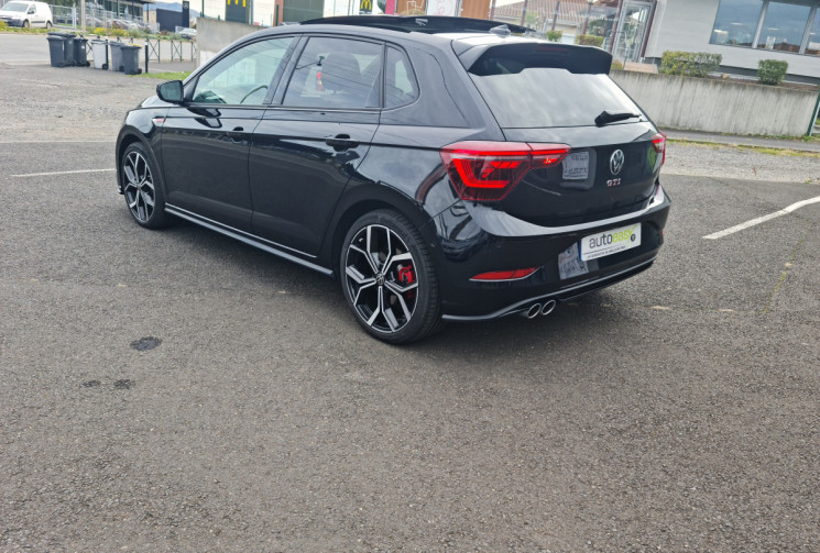 Volkswagen Polo GTI 204 CH DSG 7 TOIT OUVRANT Volkswagen Polo GTI 204 CH DSG 7 TOIT OUVRANT