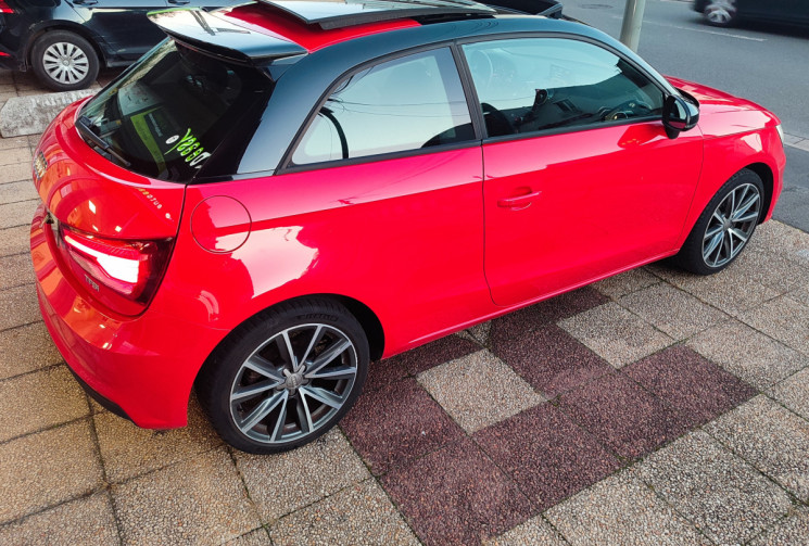 Audi A1 SPORTBACK Phase 2 AMBITION LUXE 1.4 TSI  S-Tronic 150 cv