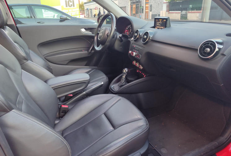 Audi A1 SPORTBACK Phase 2 AMBITION LUXE 1.4 TSI  S-Tronic 150 cv