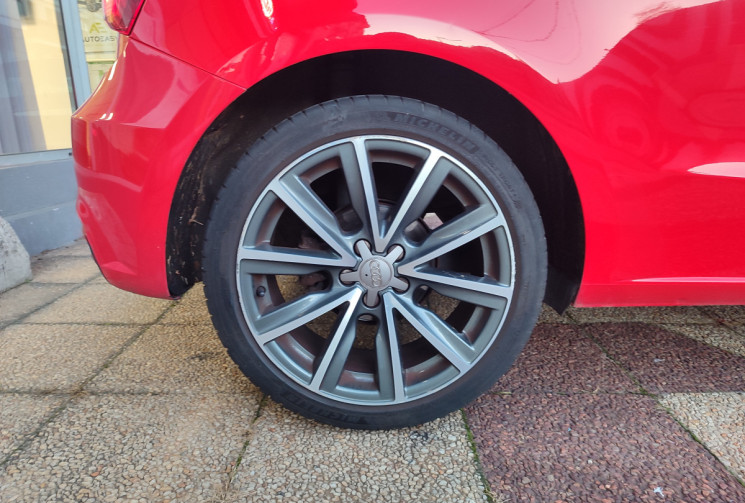 Audi A1 SPORTBACK Phase 2 AMBITION LUXE 1.4 TSI  S-Tronic 150 cv