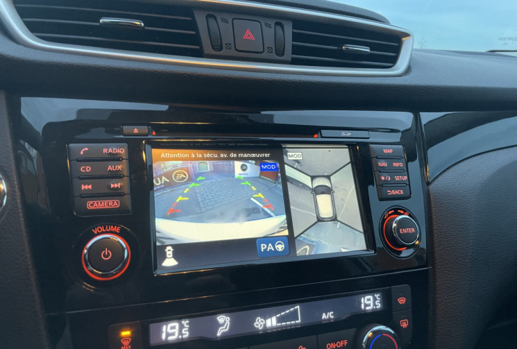 Nissan Qashqai 1.6 dCi 130ch Tekna Nissan Qashqai 1.6 dCi 130ch Tekna