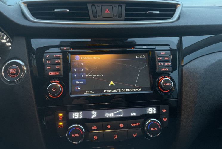 Nissan Qashqai 1.6 dCi 130ch Tekna Nissan Qashqai 1.6 dCi 130ch Tekna