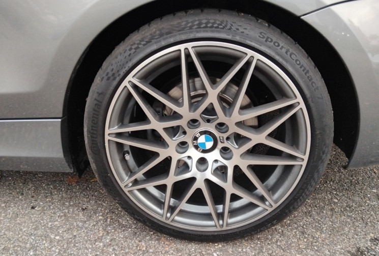 BMW Série 1 Cabriolet 118i 2.0 i 16V 143 cv Boîte auto - Suivi Complet BMW Série 1 Cabriolet 118i 2.0 i 16V 143 cv Boîte auto - Suivi Complet