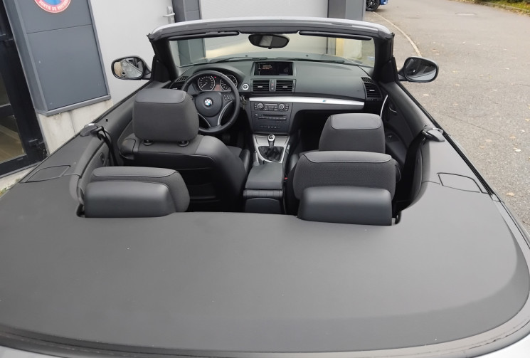 BMW Série 1 Cabriolet 118i 2.0 i 16V 143 cv Boîte auto - Suivi Complet BMW Série 1 Cabriolet 118i 2.0 i 16V 143 cv Boîte auto - Suivi Complet