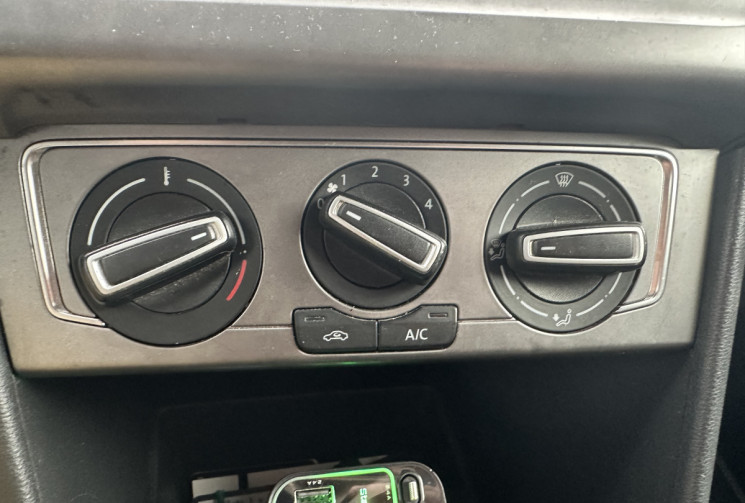 Volkswagen Polo  1.2 TSI BlueMotion 90 LOUNGE Volkswagen Polo  1.2 TSI BlueMotion 90 LOUNGE