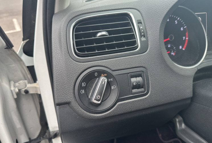 Volkswagen Polo  1.2 TSI BlueMotion 90 LOUNGE Volkswagen Polo  1.2 TSI BlueMotion 90 LOUNGE