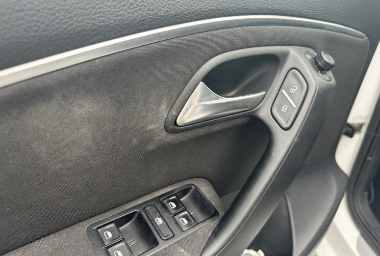 Volkswagen Polo  1.2 TSI BlueMotion 90 LOUNGE Volkswagen Polo  1.2 TSI BlueMotion 90 LOUNGE