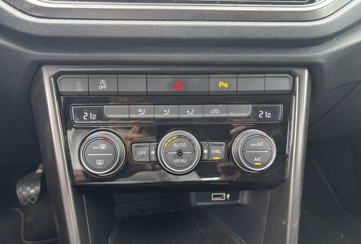 Volkswagen T-Roc 1.6 TDI 115ch Lounge  Volkswagen T-Roc 1.6 TDI 115ch Lounge