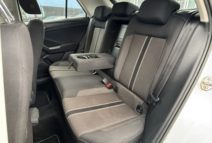 Volkswagen T-Roc 1.6 TDI 115ch Lounge  Volkswagen T-Roc 1.6 TDI 115ch Lounge