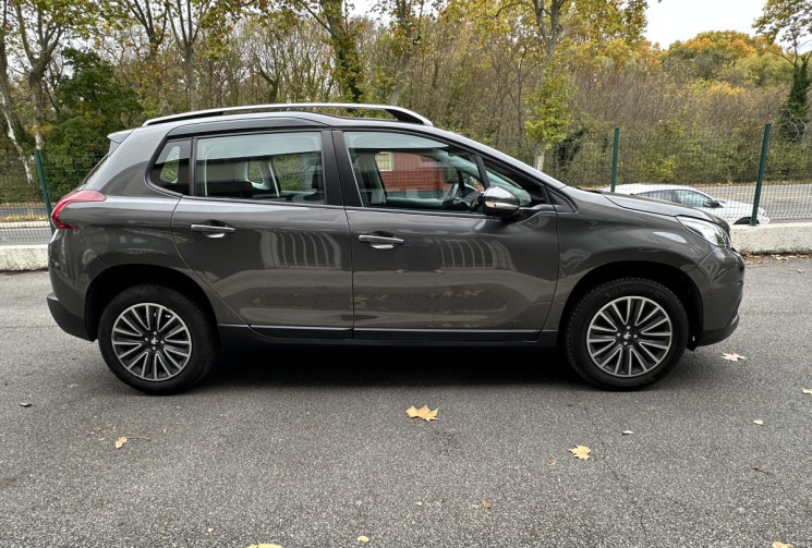 Peugeot 2008 1.5 BLUEHDI 100 ACTIVE BUSINESS * CARPLAY * ENTRETIEN ET CT OK * GARANTIE 6 MOIS