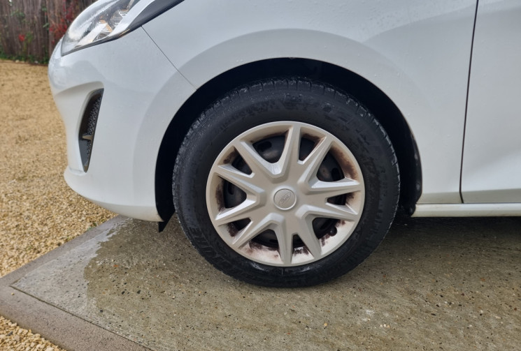 Ford Fiesta 1.1 70CH ESSENTIAL 3P Ford Fiesta 1.1 70CH ESSENTIAL 3P